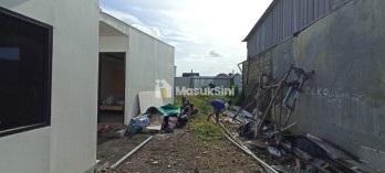 Di kontrakan tanah area denpasar pura Demak