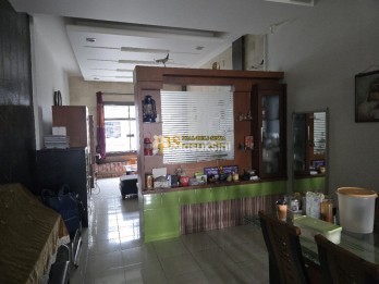 Dijual Ruko 3,5 Tingkat di Komplek Multatuli Indah - Medan