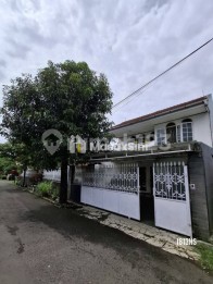 Dijual Rumah 2 Lantai di Golf Barat, Kota Bandung