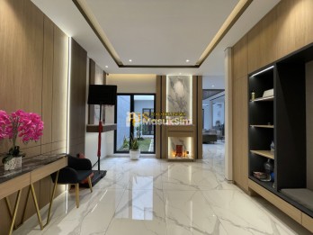 Dijual Rumah Lux di Komplek Citraland Gama City