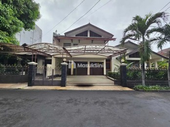 Dijual Rumah Mewah di Kawasan Rempoa Tangerang Selatan