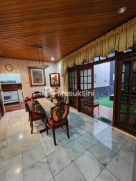 Dijual Rumah Mewah di Kawasan Rempoa Tangerang Selatan