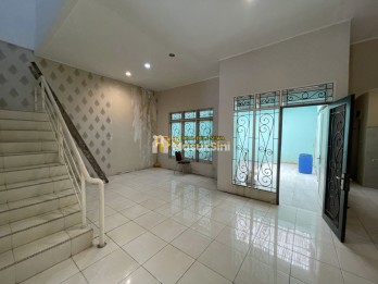 Dijual Rumah Siap Huni di Komplek Citra Wisata Blok XII - Medan