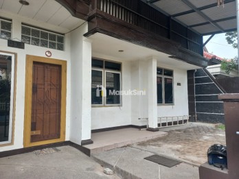 Dijual atau sewakan rumah bagus siap huni di