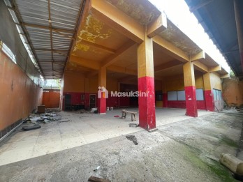 Gudang Kosong di Jalan Mayor Salim Batubara Palembang