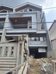 Jual Rumah Baru di Komplek Puri Indah Kembangan Jakarta Barat