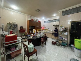 Jual Rumah Komplek Cemara Hijau - Medan Kondisi Siap Huni