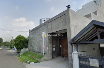 Jual Rumah Luas 3 Lantai kawasan Perumahan Jemur Andayani Kota Surabaya