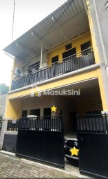 RUMAH STRATEGIS KALIJUDAN TARUNA DEKAT RAYA MERR