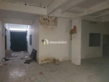 Ruko 3 Unit Luas di Sudirman Denpasar Selatan Siap Pakai