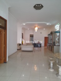 Rumah Mewah Dijual Jl Pahlawan Trip Tengah Kota Malang