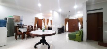 Rumah Nyaman di Komplek Elit Geger Kalong Permai