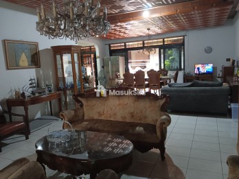 Rumah SHM di Tebet