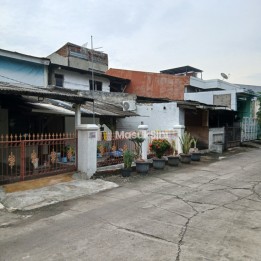 Rumah Second Strategis Bebas Banjir di Bekasi Kota