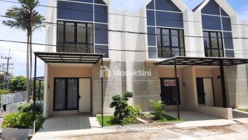 Rungkut Asri Timur Dekat Universitas Terbuka