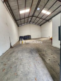 Sewa Gudang Bagus di Safe N Lock Sidoarjo Siap Pakai