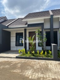 RUMAH BARU MINIMALIS MASUK PERUMAHAN DAN STRATEGIS