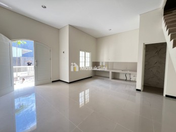 RUMAH 2 LANTAI 6X10 DI PANDAAN PASURUAN