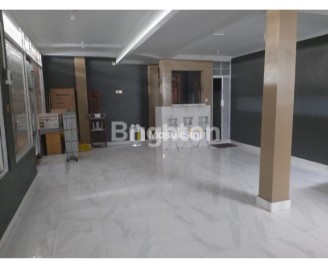 Ruko 2 lantai lokasi strategis dan cocok buat usaha apapun