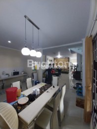 Rumah 2 lantai di area saelus dekat dengan pusat kota