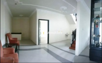 Rumah dijual di Soekarno Hatta Kota Malang