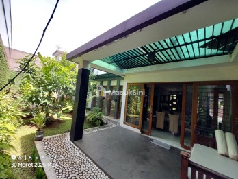 DIJUAL MURAH RUMAH KLASIK CIGADUNG Cibeunying