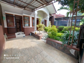 DIJUAL RUMAH BAGUS MINIMALIS DI PONDOK HIJAU