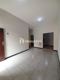DIJUAL RUMAH LOKASI SAPTORENGGO PAKIS MALANG