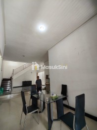 DIJUAL RUMAH SIAP HUNI LOKASI ARAYA MALANG