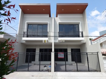 Dijual Rumah Baru Sutorejo Tengah Surabaya