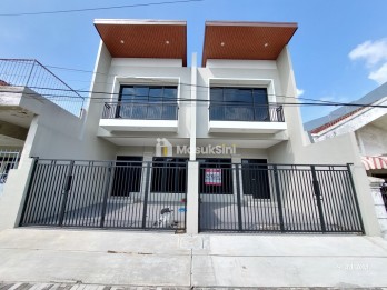 Dijual Rumah Baru Sutorejo Tengah Surabaya