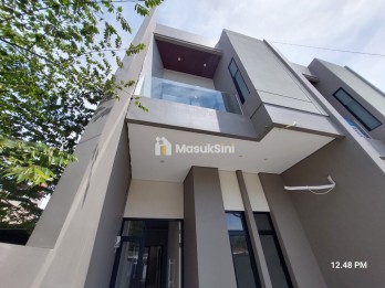 Dijual Rumah Baru Tenggilis Mejoyo Selatan