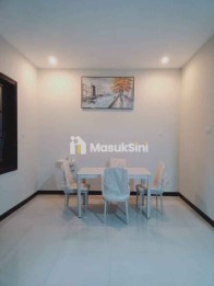 Dijual Rumah Citraland Fullerton Surabaya