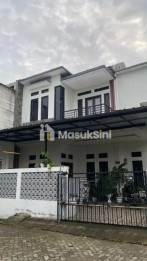 Dijual Rumah Estetik 3 Lantai Siap Huni di Kiaracondong Bandung