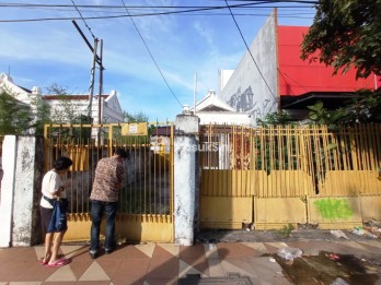 Dijual Rumah Hitung Tanah di Jl Kedungsari Surabaya