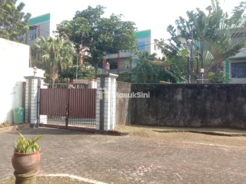 Dijual Rumah Luas di Pejaten Timur, Jakarta Selatan