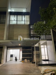 Dijual Rumah di Golf Island Cluster Chopin