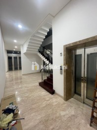 Dijual Rumah di Golf Island Cluster Chopin Boulevard, Pantai Indah Kapuk
