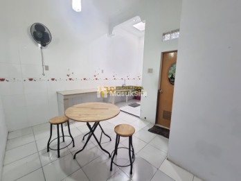 Dijual Rumah di Komplek Cemara Hijau Jalan Metal Medan