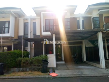 Dijual cepat rumah di Harapan Indah Cluster Asera
