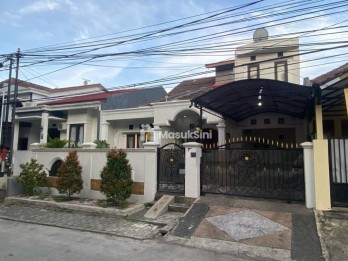 Dijual cepat rumah sejuk 2lantai di Harapan Indah