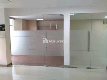 Dijual dan Sewa Ruko 3,5 Lantai di Raya Jermursari, Surabaya