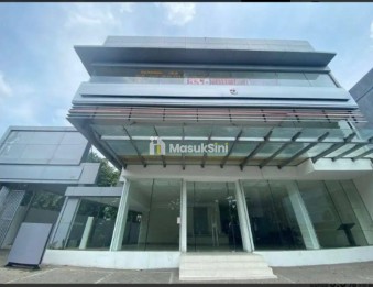 Dijual gedung ex showroom + bengkel mobil di Sunter Utara