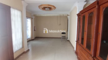 Dijual rumah bebas banjir di Kampung Ambon Jakarta Timur