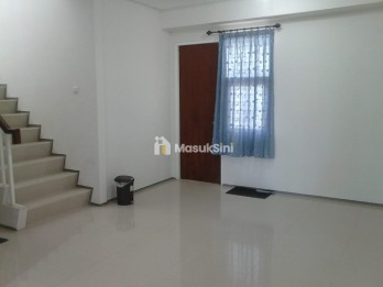 Dijual rumah furnished siaphuni di Rorotan Kirana Legacy Cluster Norfolk