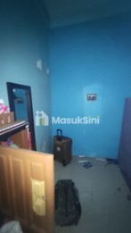 Dikontrakkan rumah 2 lantai di Dinar mas