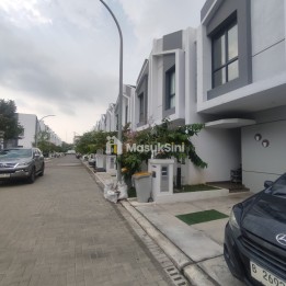 Disewa rumah cantik siaphuni di Harapan Indah Cluster Kana