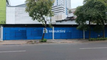 Disewakan Gudang 2 Lantai di Raya Jemursari, Surabaya