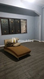 Disewakan Gudang 2 Lantai di Raya Jemursari, Surabaya