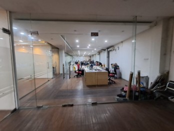 Disewakan Gudang 2 Lantai di Semarang Barat, Kota Semarang